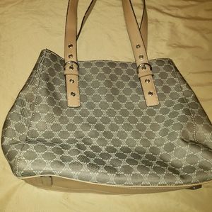 Like New Condition Tan Purse
